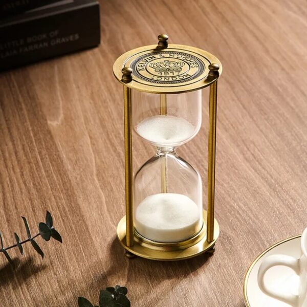 5 10 15 30 60 Minutes Classical Metal Three Column Hourglass Timer European Vintage Bookshelf Study 2