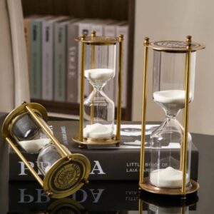 5 10 15 30 60 Minutes Classical Metal Three Column Hourglass Timer European Vintage Bookshelf Study