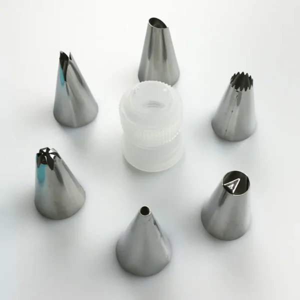 8 Pcs Set Silicone Kitchen Accessories Icing Piping Cream Pastry Bag 6 Stainless Steel Nozzle Set 4