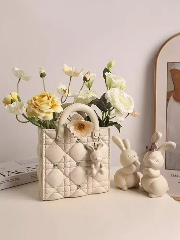 Light Luxury Handheld Resin Rabbit Vase Decoration Living Room Flower Arrangement Dry Flower Home High Beauty