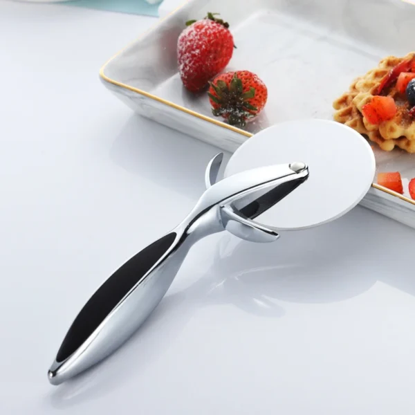 Pizza Cutter Stainless Steel Pizza Knife Cake Bread Pies Round Knife Pastry Pasta Dough Kitchen Spatula 4