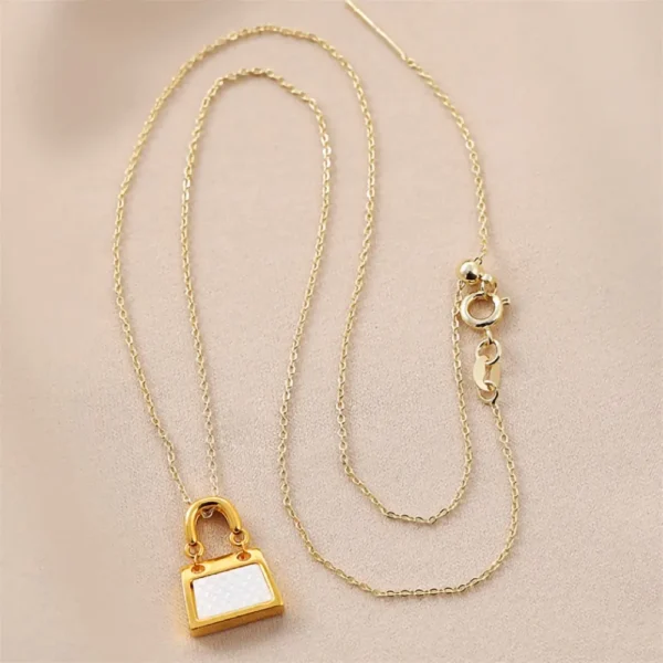 Real 18k Gold Au750 Necklace White Shell Fritillaria Bag Shaped Elegant For Woman Classic Cute Romantic 2