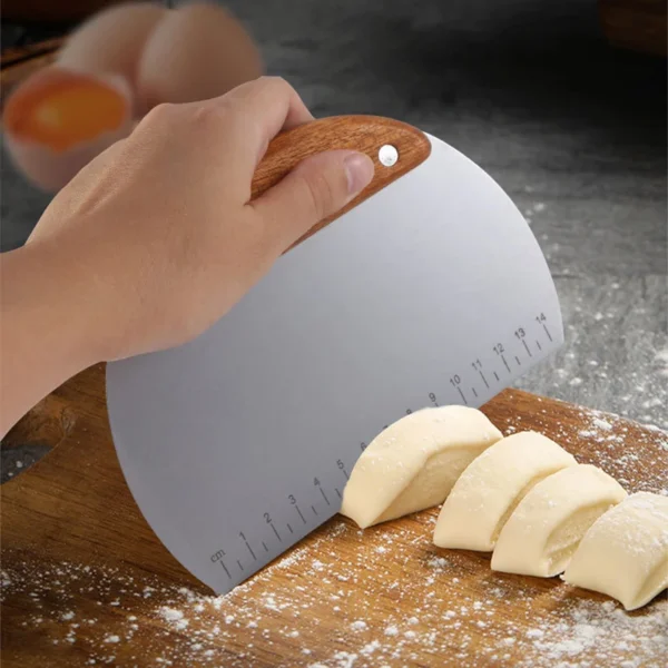 Stainless Steel Pastry Cutter Flour Pastry Scraper Chopper Scale Dough Pizza Cutter Comfortable Handle Kitchen Baking