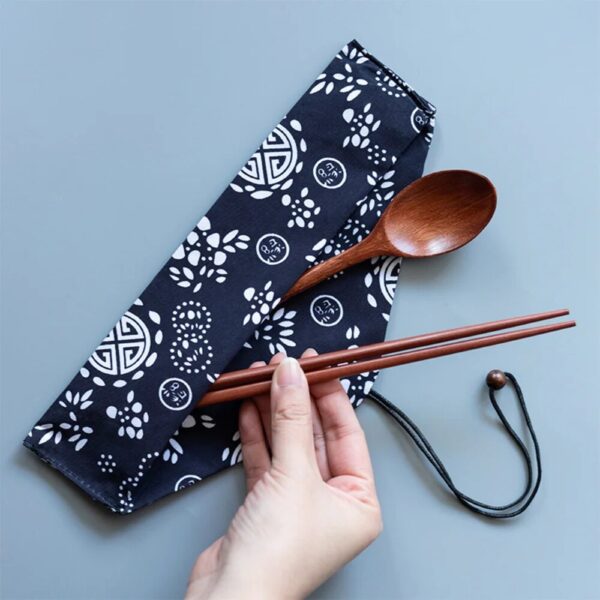 Wooden Chopsticks Spoon Simple Set With Cloth Bag Japanese Sushi Chopsticks Spoon Convenient Outdoor Travel Gift 3